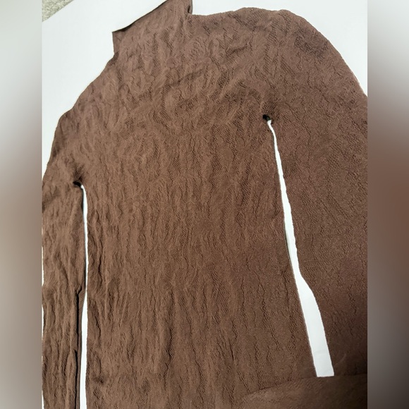 Aritzia Ten Flora Seamless Sorolla Long Sleeve Brown Mock Neck NWT - Picture 9 of 12